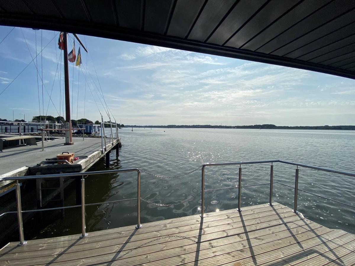 Hausboot Fjord Nordstern Mit Dachterrasse In Schleswig Otel Dış mekan fotoğraf